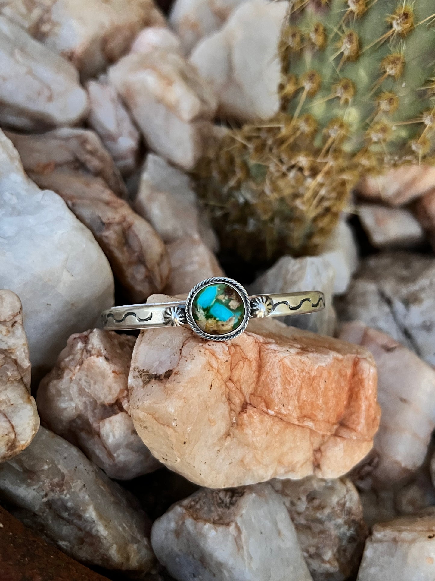 La Tierra Stacker Cuff